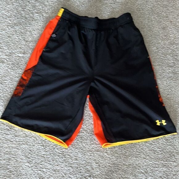 Men’s NFL Combine model under Armour gym work out yoga style pocket shorts L - Picture 1 of 3